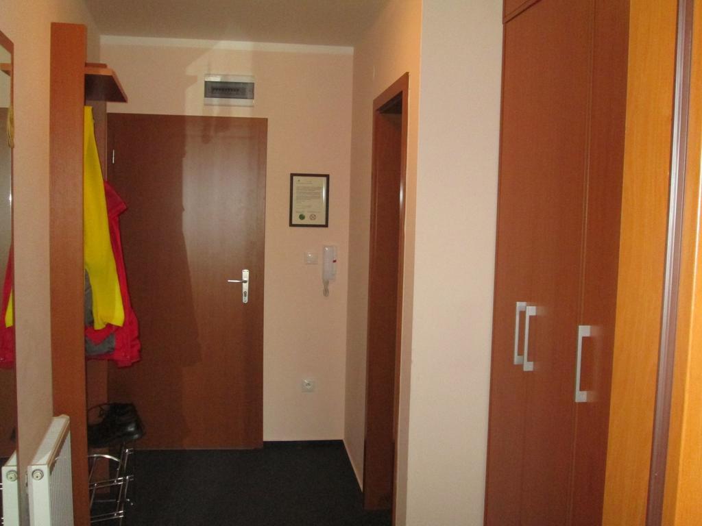 Apartman Golem Tatranska Strba Appartement Buitenkant foto