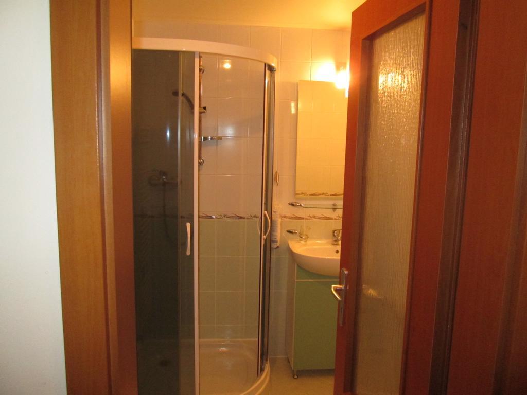 Apartman Golem Tatranska Strba Appartement Buitenkant foto